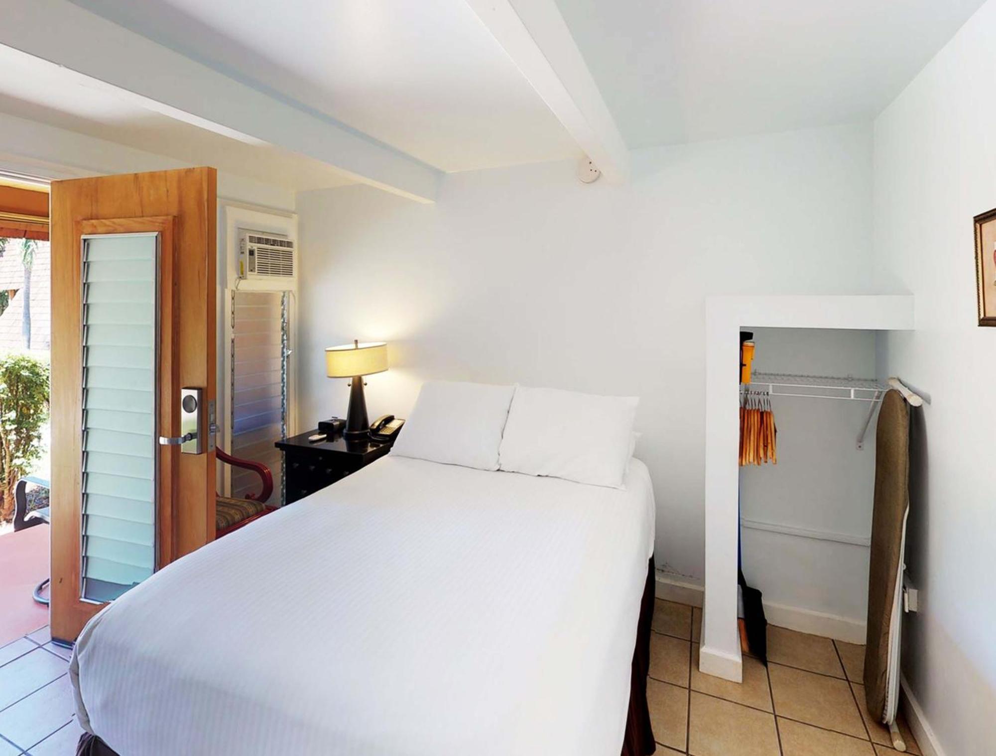 Hotel Moloka'I Kaunakakai Exteriör bild